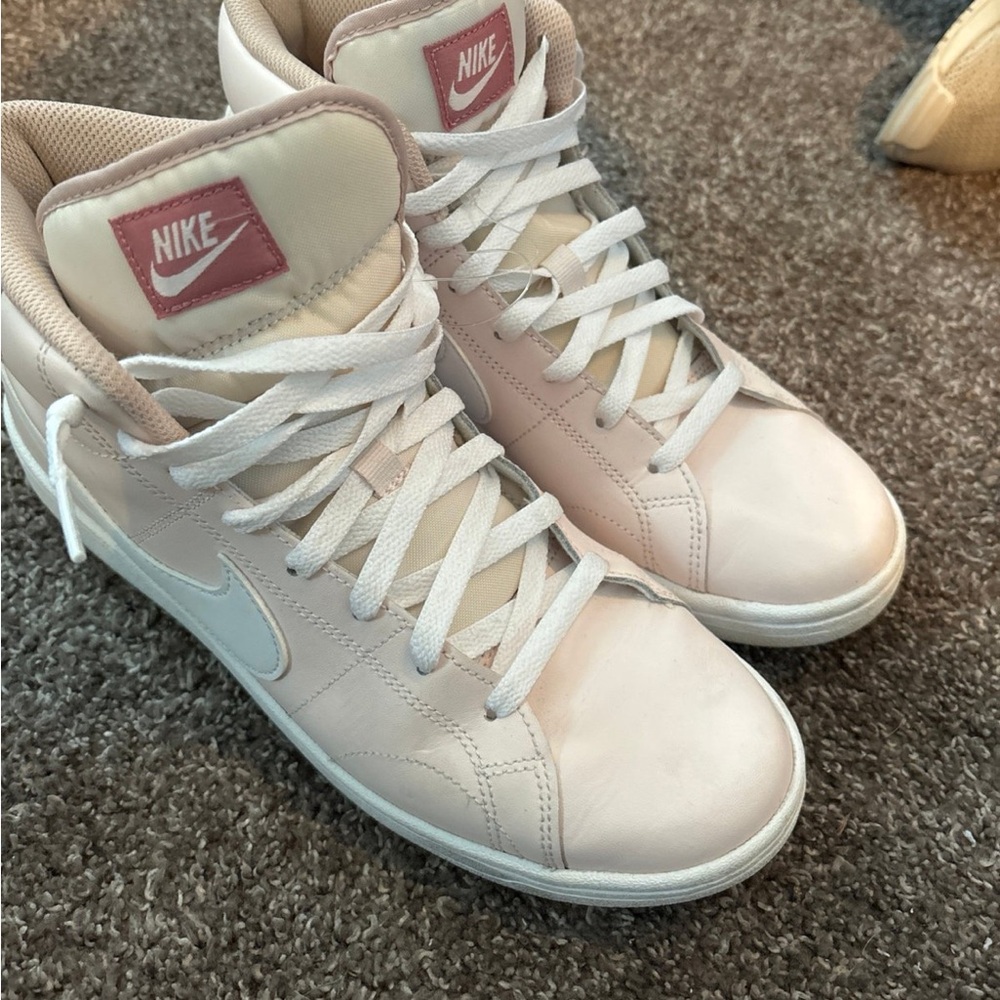 Nike shoes